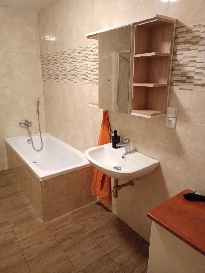 Apartman Stefanikova Zlin Bagian luar foto